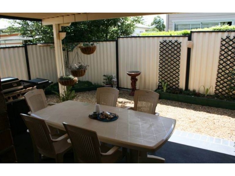 12 Monash Lane, Newtown QLD 4350