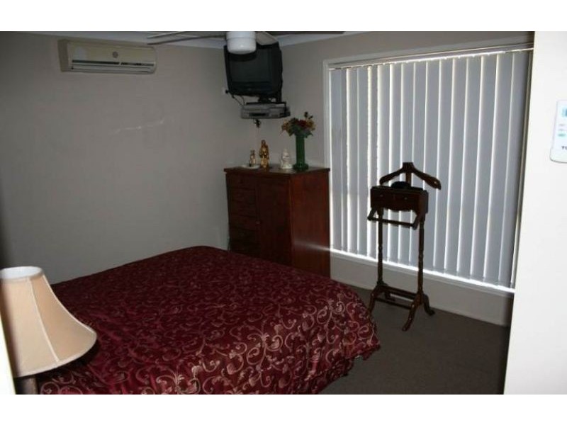 12 Monash Lane, Newtown QLD 4350