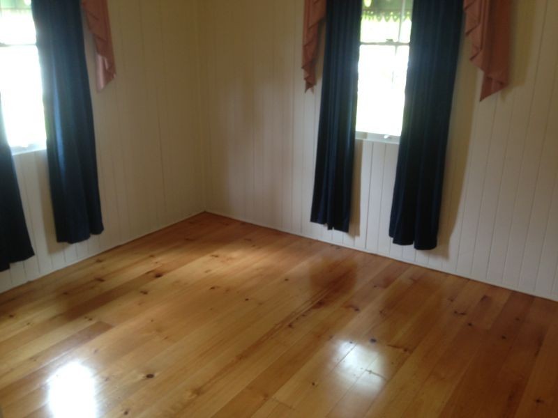 76 Geoffrey Street, Mount Lofty QLD 4350