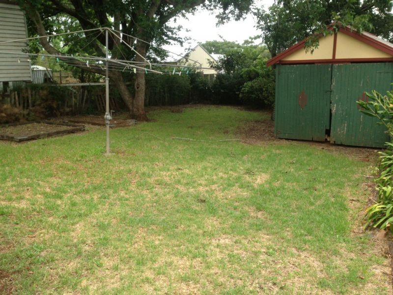 76 Geoffrey Street, Mount Lofty QLD 4350