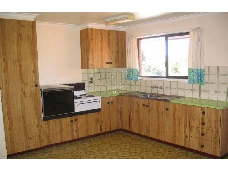 3/178 West Street, Harristown QLD 4350