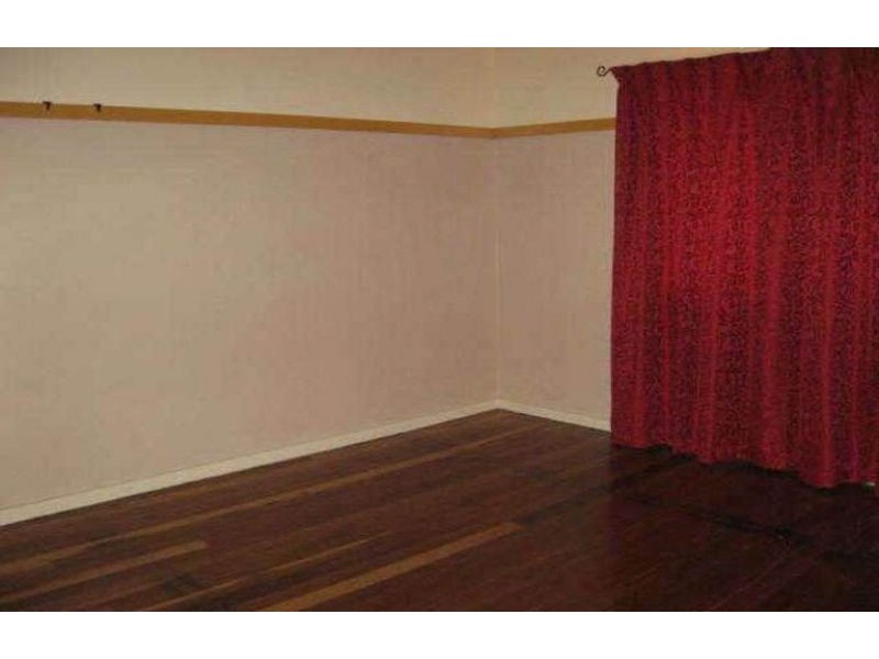 20 Cay Street, Newtown QLD 4350