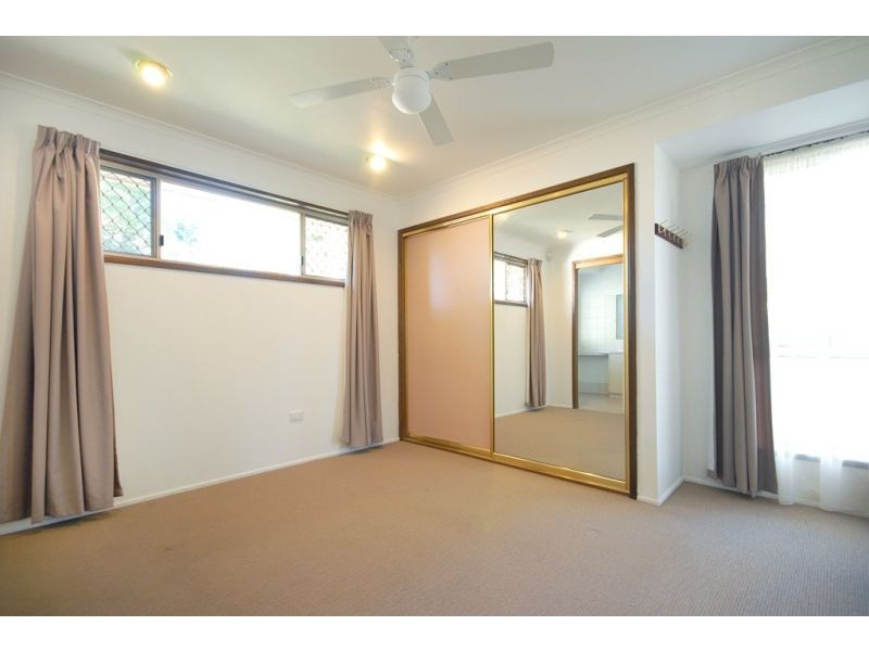 34 Melway Crescent, Harristown QLD 4350