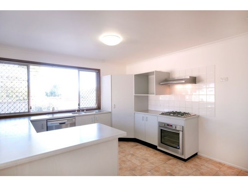 34 Melway Crescent, Harristown QLD 4350