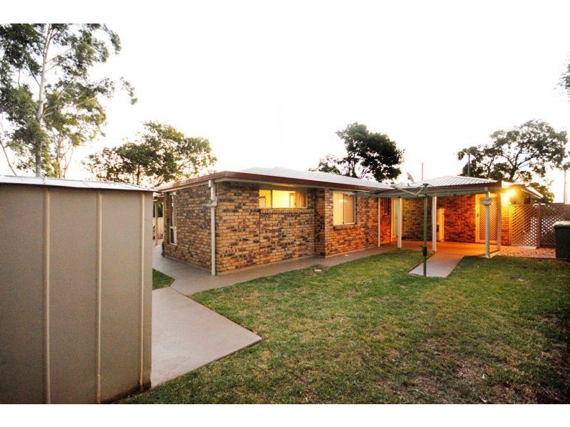 34 Melway Crescent, Harristown QLD 4350