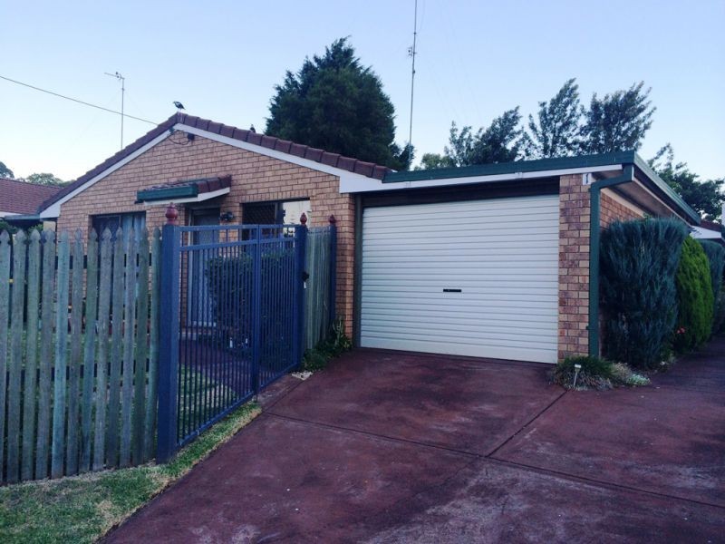 1/18 Eunice Court, Kearneys Spring QLD 4350