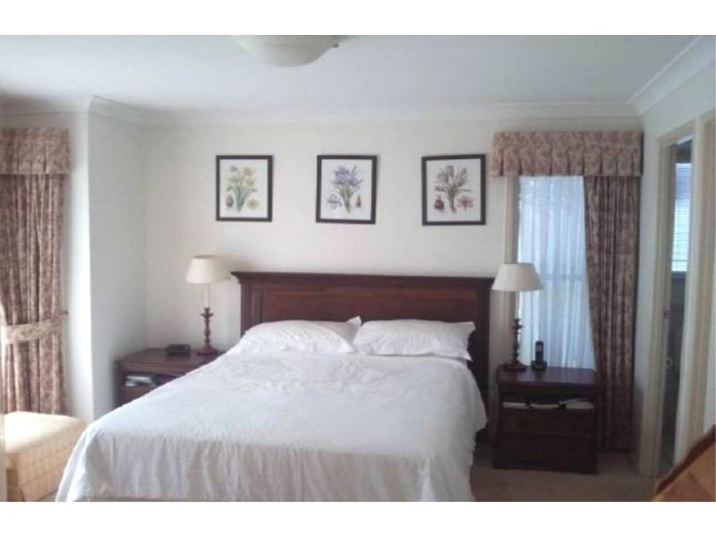 20 Paddington Court, Middle Ridge QLD 4350