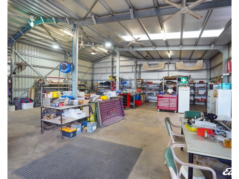 80 McIntyre Road, Howard Springs NT 0835