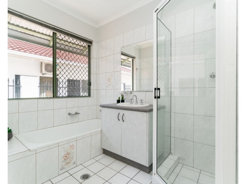 5 Allamurr Court, Gray NT 0830