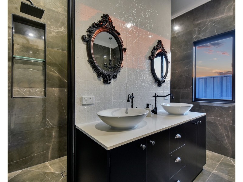 13 Letts Crescent, Berrimah NT 0828