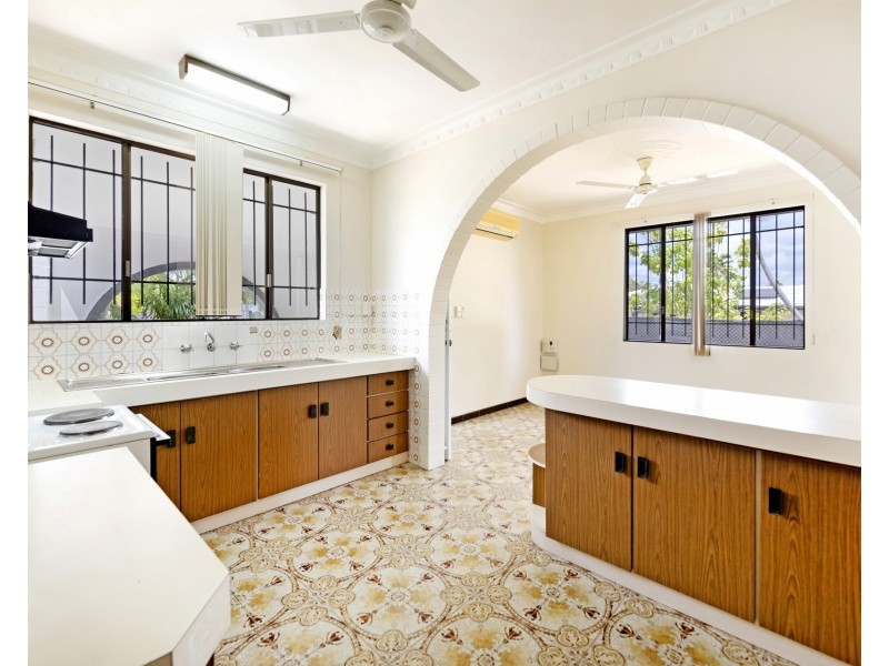 2/20  Easther Crescent, Coconut Grove NT 0810