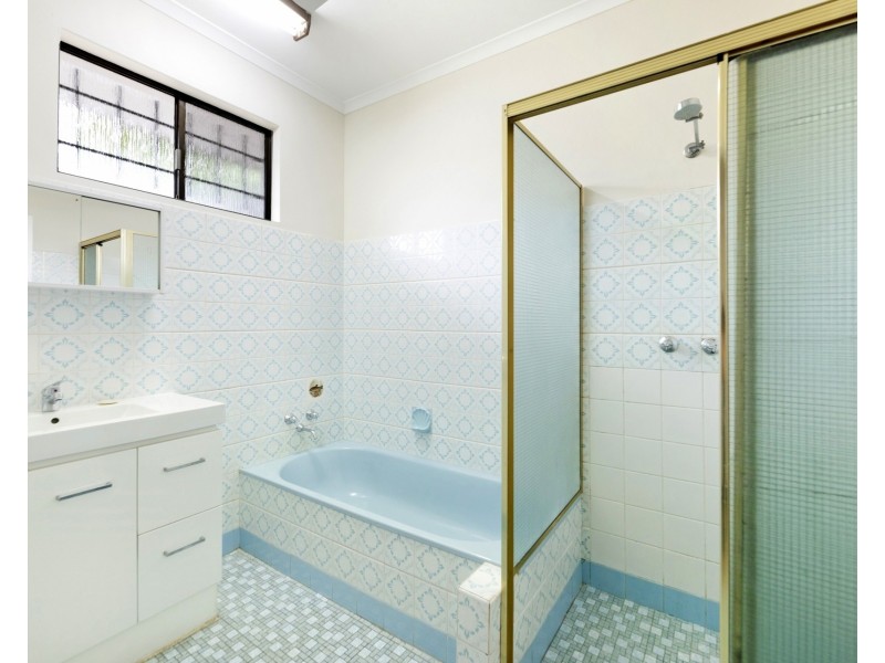 2/20  Easther Crescent, Coconut Grove NT 0810