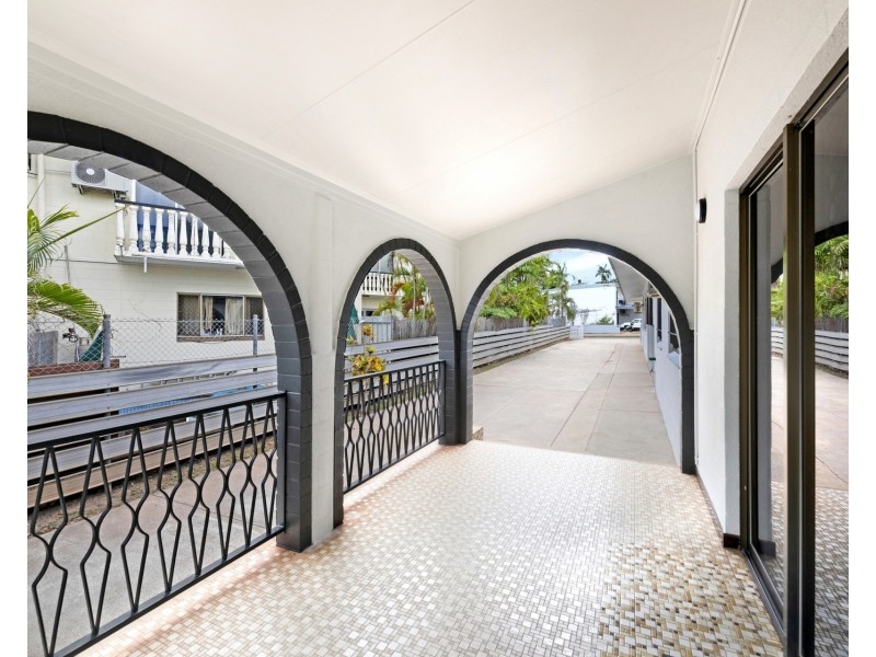 2/20  Easther Crescent, Coconut Grove NT 0810
