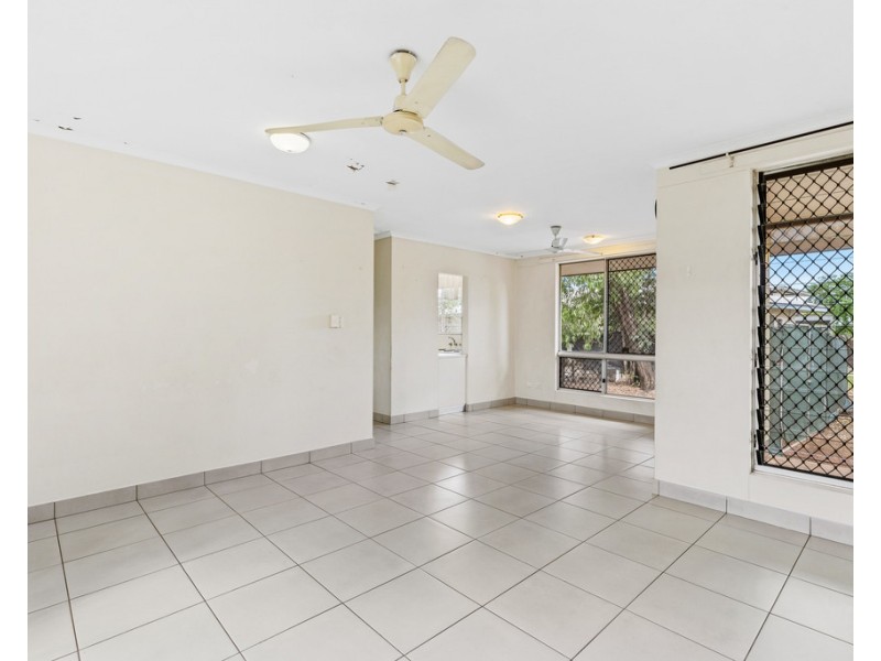6 Livistona Road, Karama NT 0812