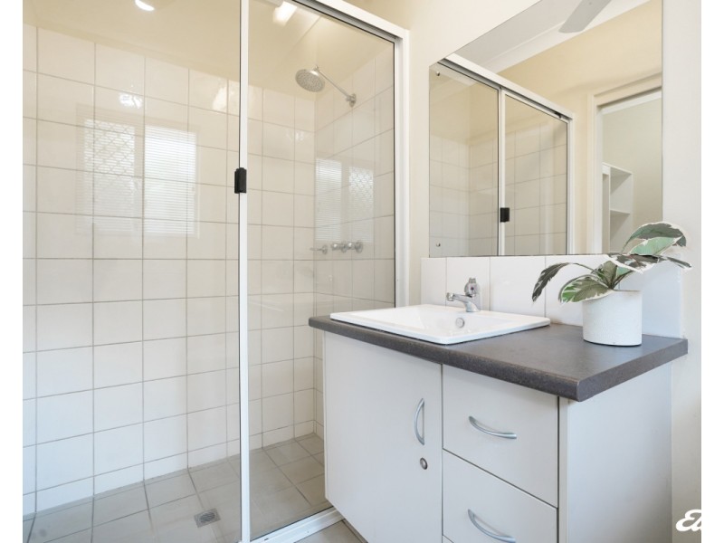 2 Pinkerton Close, Gunn NT 0832