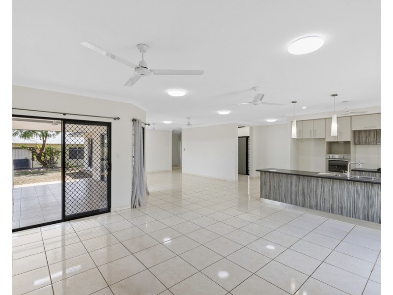 4 Maligirrma Street, Lyons NT 0810