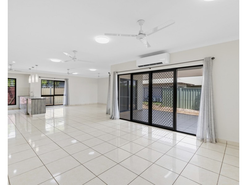 4 Maligirrma Street, Lyons NT 0810