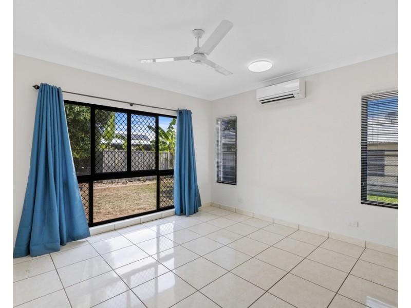 4 Maligirrma Street, Lyons NT 0810