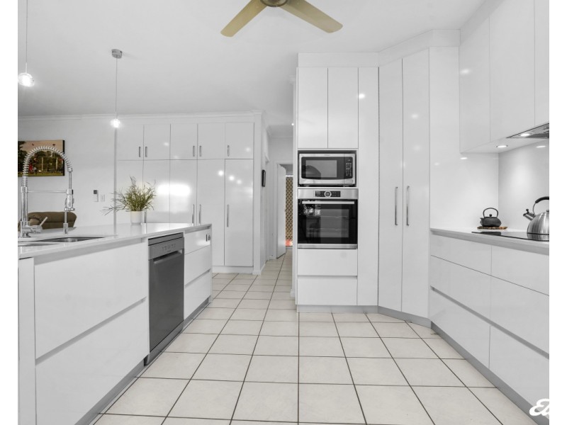 2 Neaves Way, Gunn NT 0832