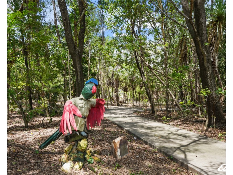 2 Neaves Way, Gunn NT 0832