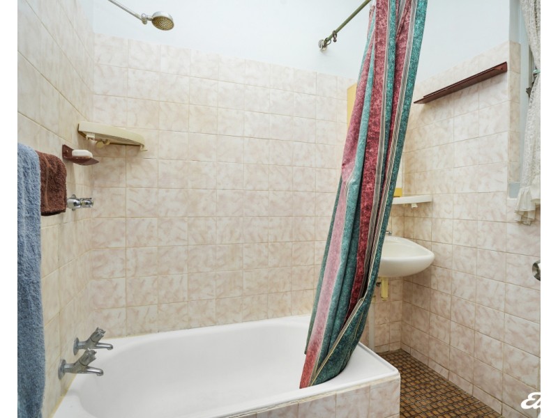 2 Cameron Crescent, Jingili NT 0810