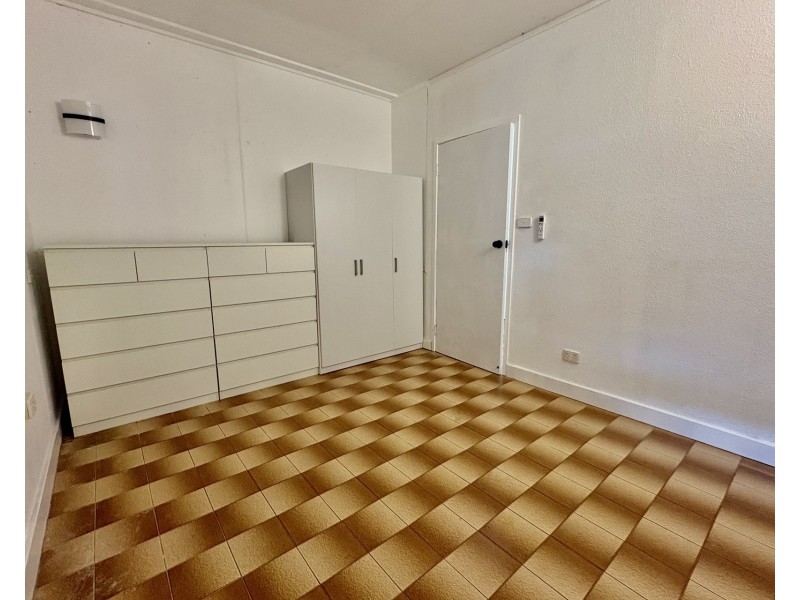 12 Caledonian Street, Anula NT 0812