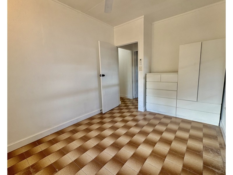 12 Caledonian Street, Anula NT 0812