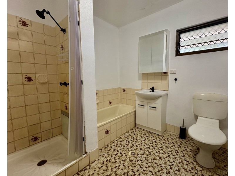 12 Caledonian Street, Anula NT 0812