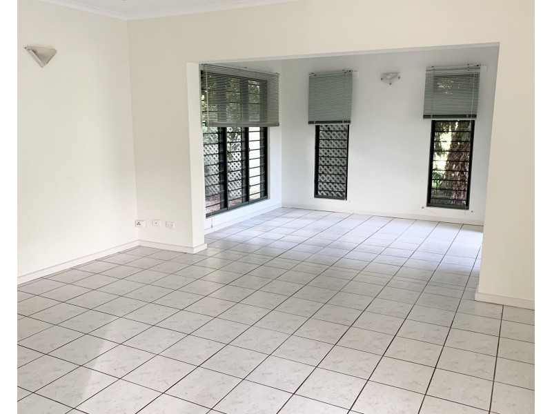 4/4 Gardens Hill Crescent, The Gardens NT 0820