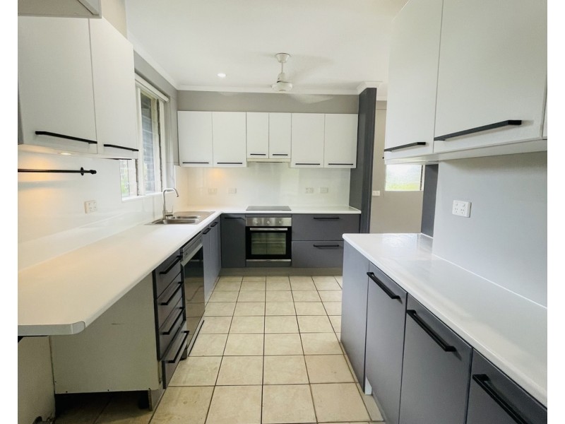 9 Lee Point Road, Moil NT 0810