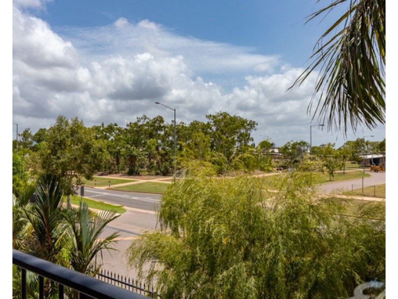 14E/174 Forrest Parade, Rosebery NT 0832