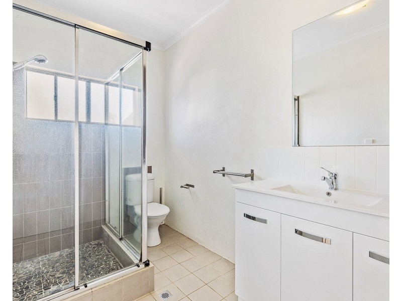 2/132 Dick Ward Drive, Coconut Grove NT 0810