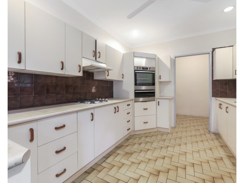 1 Lakes Crescent, Marrara NT 0812