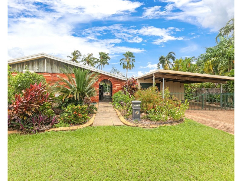 1 Lakes Crescent, Marrara NT 0812