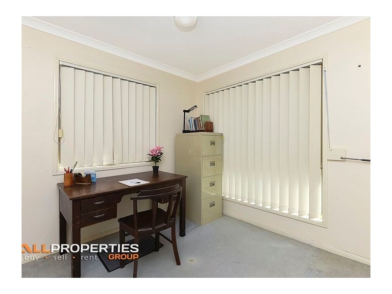 39 Murrumbidgee Street, Hillcrest QLD 4118