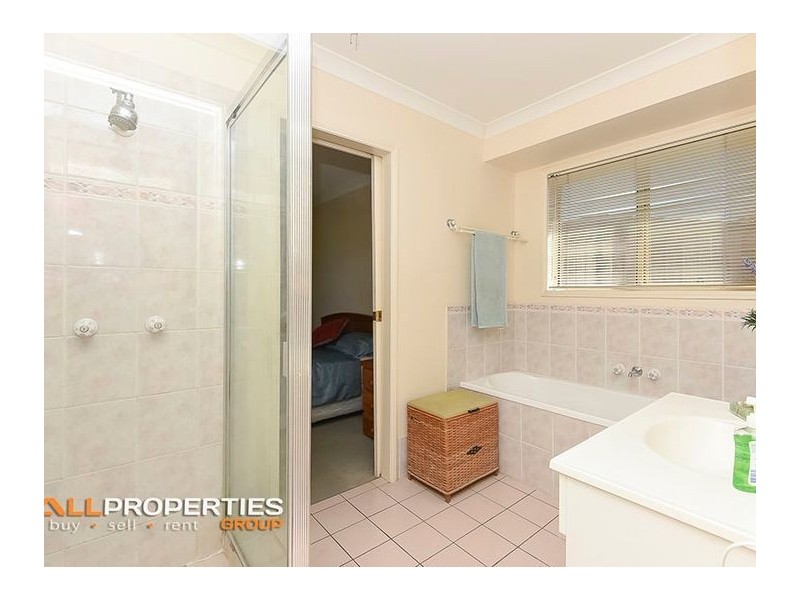 39 Murrumbidgee Street, Hillcrest QLD 4118