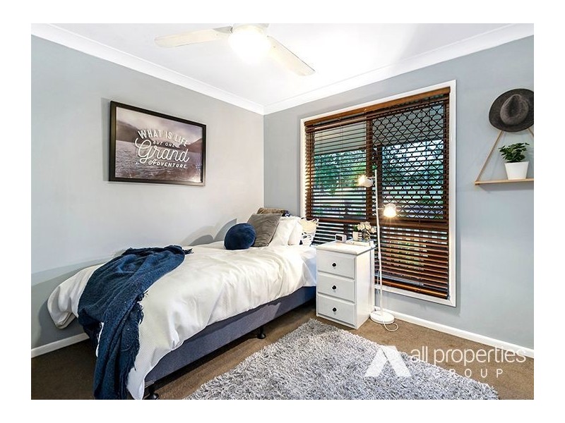 182 Merluna Road, Park Ridge South QLD 4125