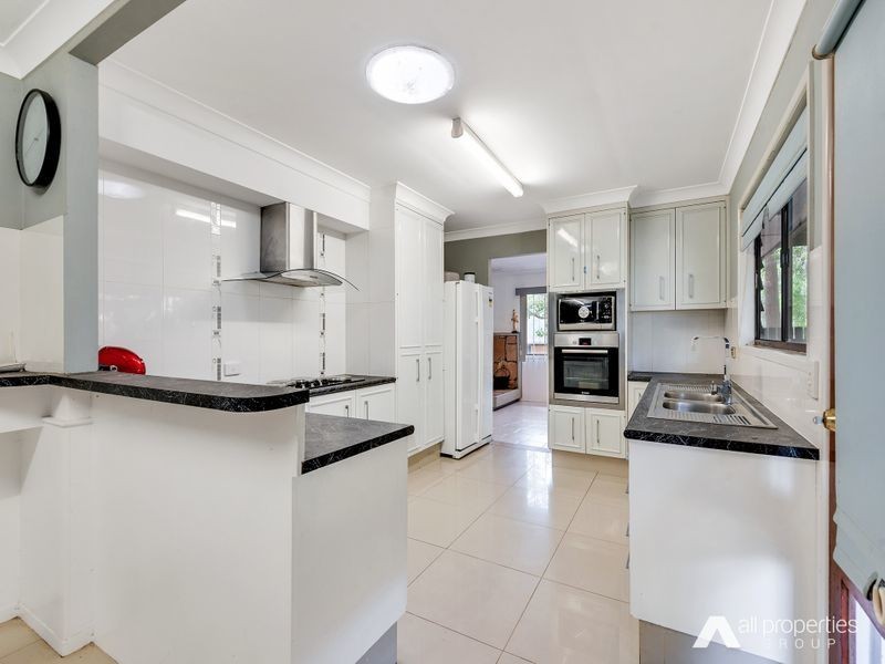 4 Fern Street, Browns Plains QLD 4118