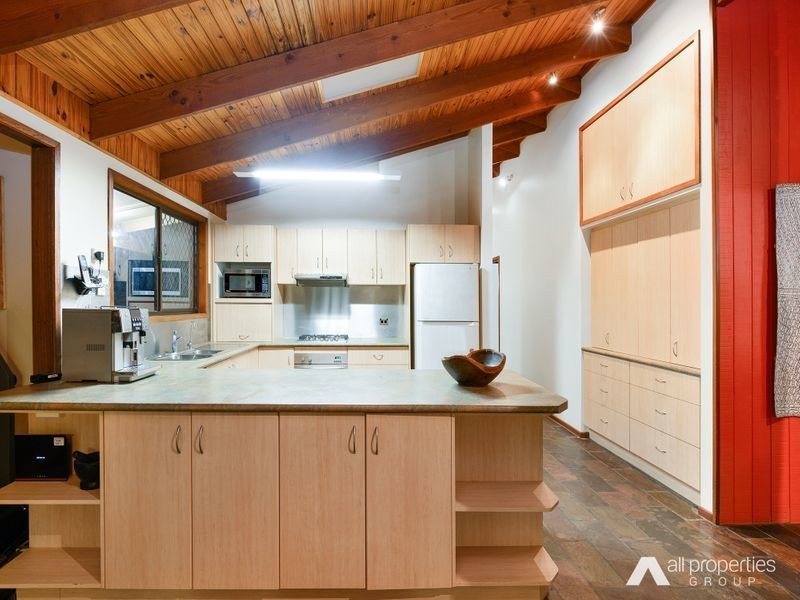 16-18 Sheriff Street, Forestdale QLD 4118
