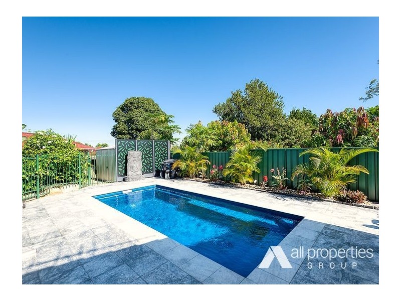9 Fernhaven Court, Regents Park QLD 4118