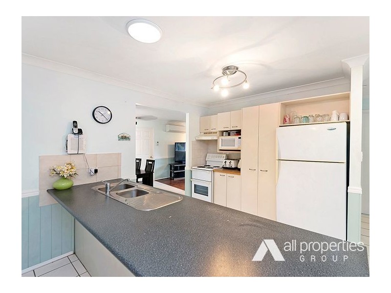 62 Haldham Crescent, Regents Park QLD 4118