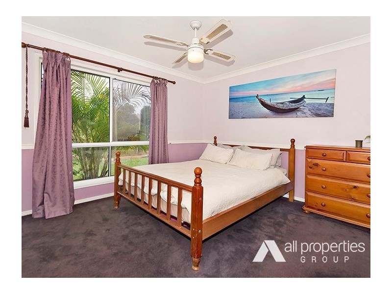 62 Haldham Crescent, Regents Park QLD 4118