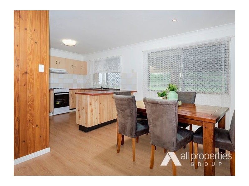 4 Dracon Street, Regents Park QLD 4118