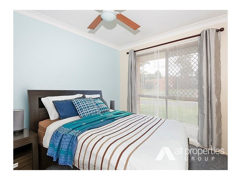 4 Dracon Street, Regents Park QLD 4118