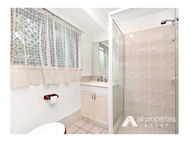 109 Lamberth Road, Regents Park QLD 4118