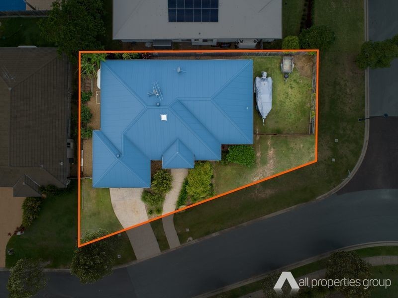 27 Sandalwood Street, Heathwood QLD 4110