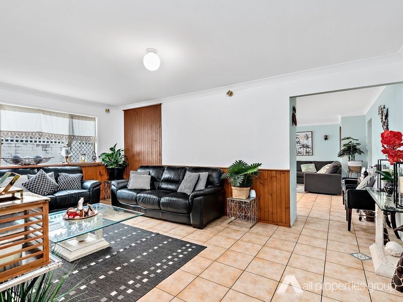 21 Mapleton Crescent, Forest Lake QLD 4078