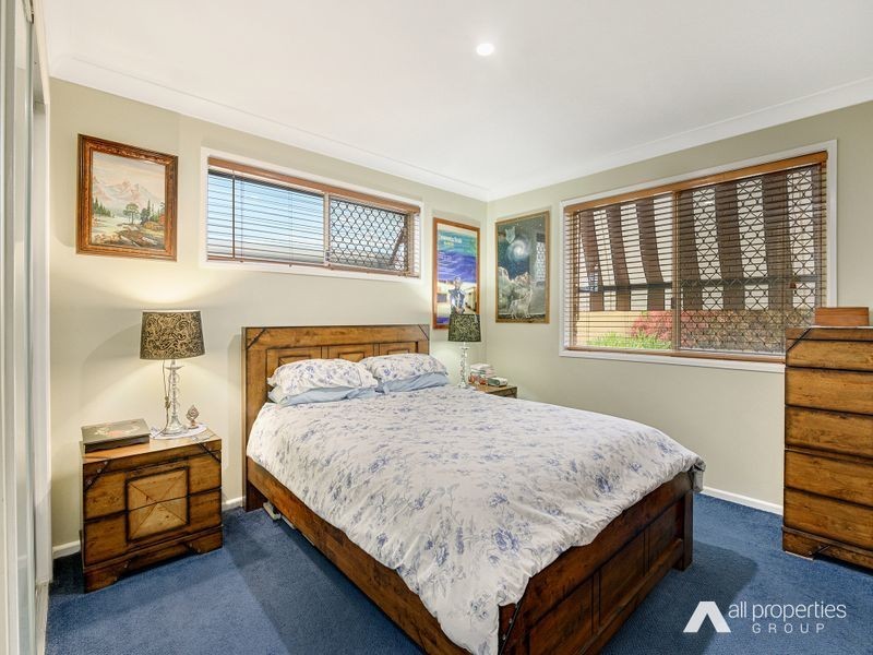 4 Town Court, Boronia Heights QLD 4124