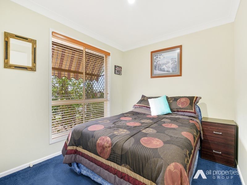 4 Town Court, Boronia Heights QLD 4124