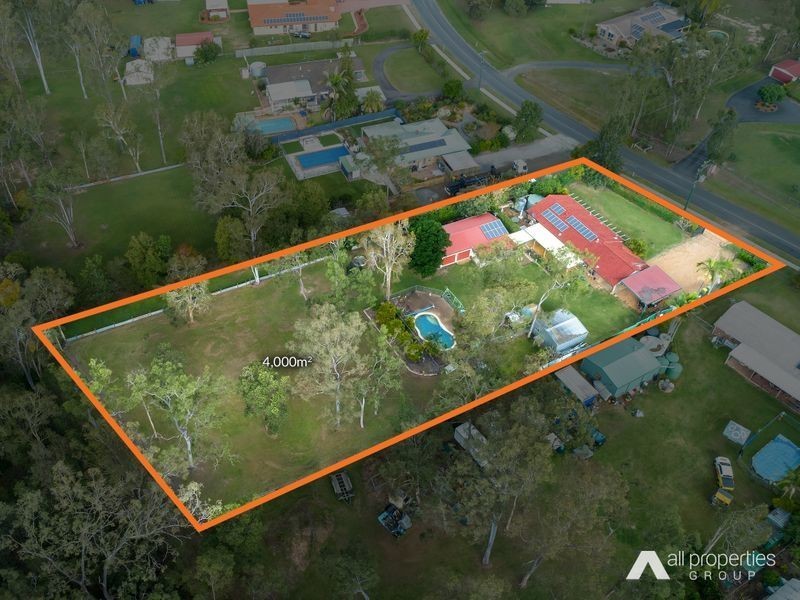 60-62 Merluna Road, Park Ridge South QLD 4125